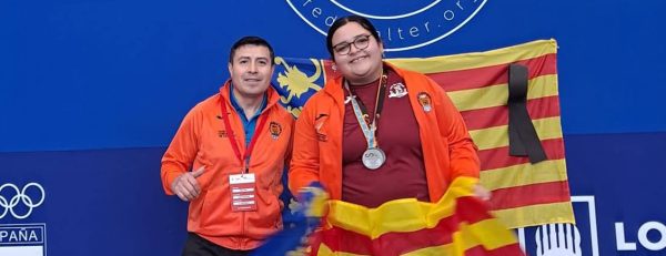 Tihara Saldívar, subcampiona d'Espanya sub-17 d'halterofília