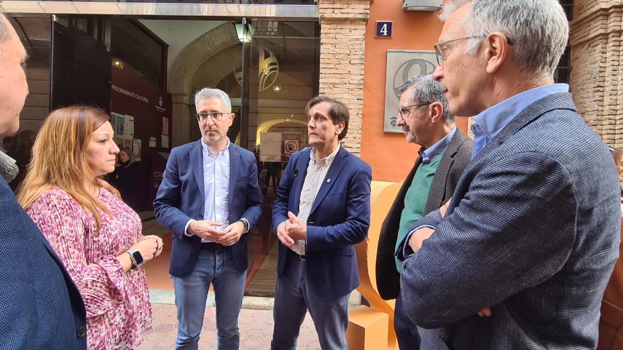 Cinc intensos dies de conferències, taules redones i debats al voltant de l’economia, la societat i les xarxes socials tanquen hui la XVII Setmana de l’Economia d’Alzira