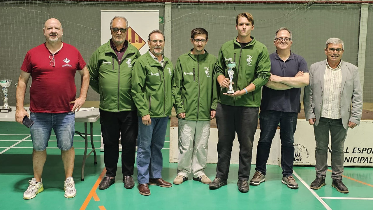 Dos equips del Motilla Club d’Escacs Alzira, tercers en l’Autonòmic