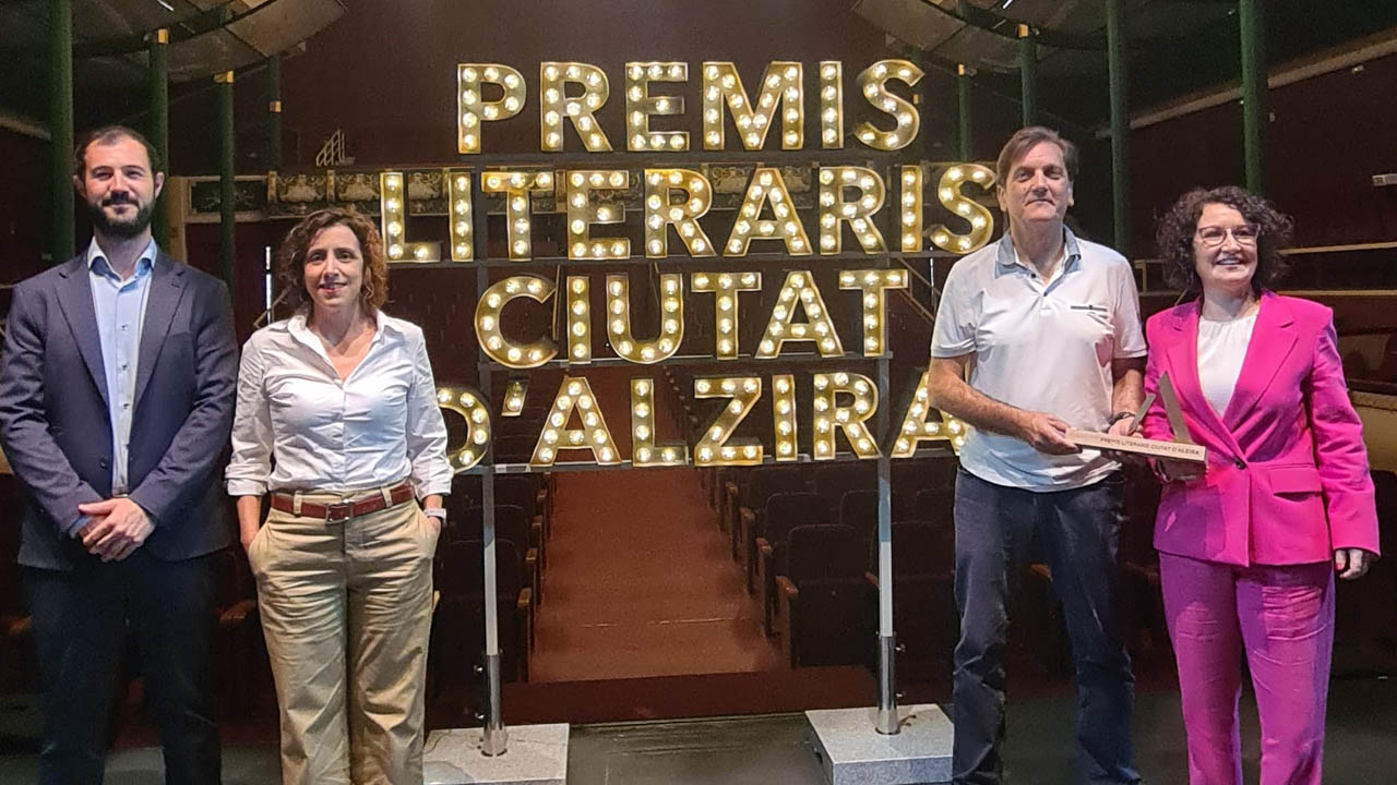 Els Premis Literaris Ciutat d’Alzira 2025 celebraran els 40 anys de Bromera amb la gala literària al Gran Teatre