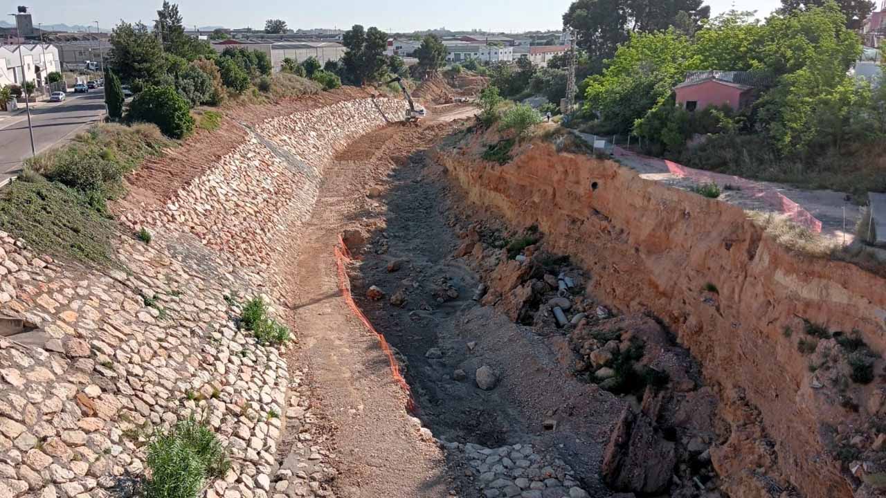 Organitzacions com Xúquer Viu mostren la seua preocupació per les obres d’emergència que s’estan realitzant als rius sense informe d’impacte ambiental