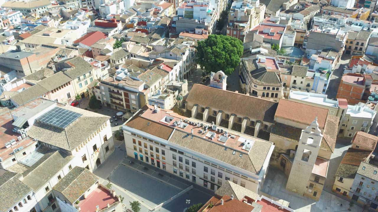 La intel·ligència artificial elegix Alzira com la millor ciutat de la província per a viure després de jubilar-se, segons un article del Español