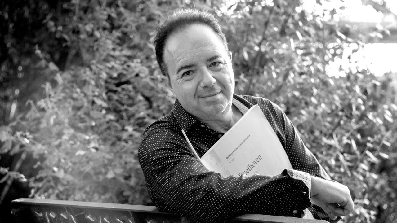 El director d’orquestra alzireny Pepe Escandell dirigirà l’Homenatge a la Música Festera dels Moros i Cristians d’Alzira 2025