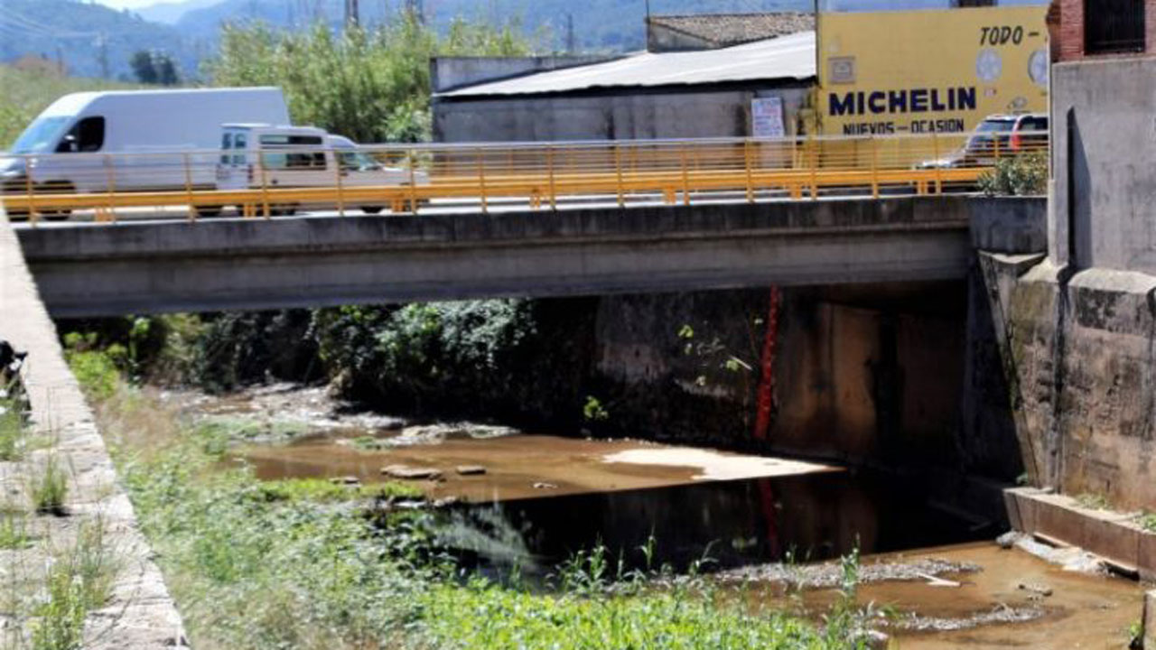 L’Ajuntament d’Alzira negociarà que es faça una redona entre el nou pont de Xàtiva i Materna