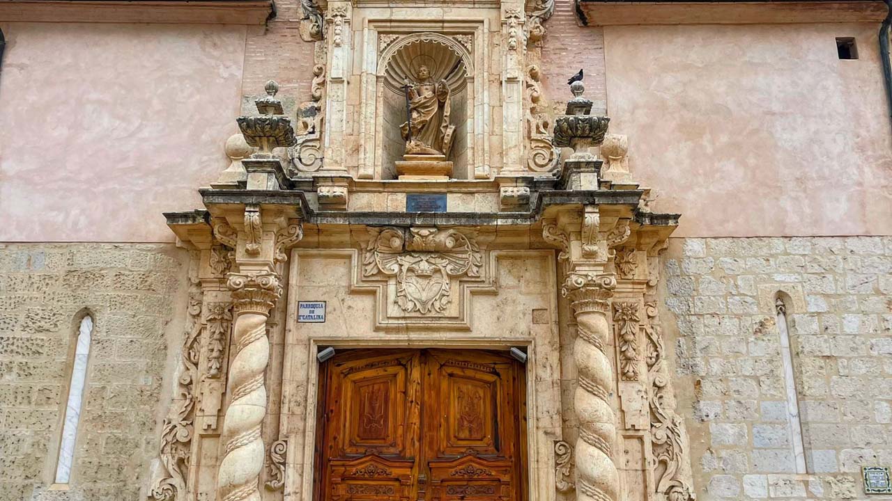 Places esgotades per a participar en les rutes guiades a Alzira per a conèixer la història de Sant Bernat i el Rei Jaume I