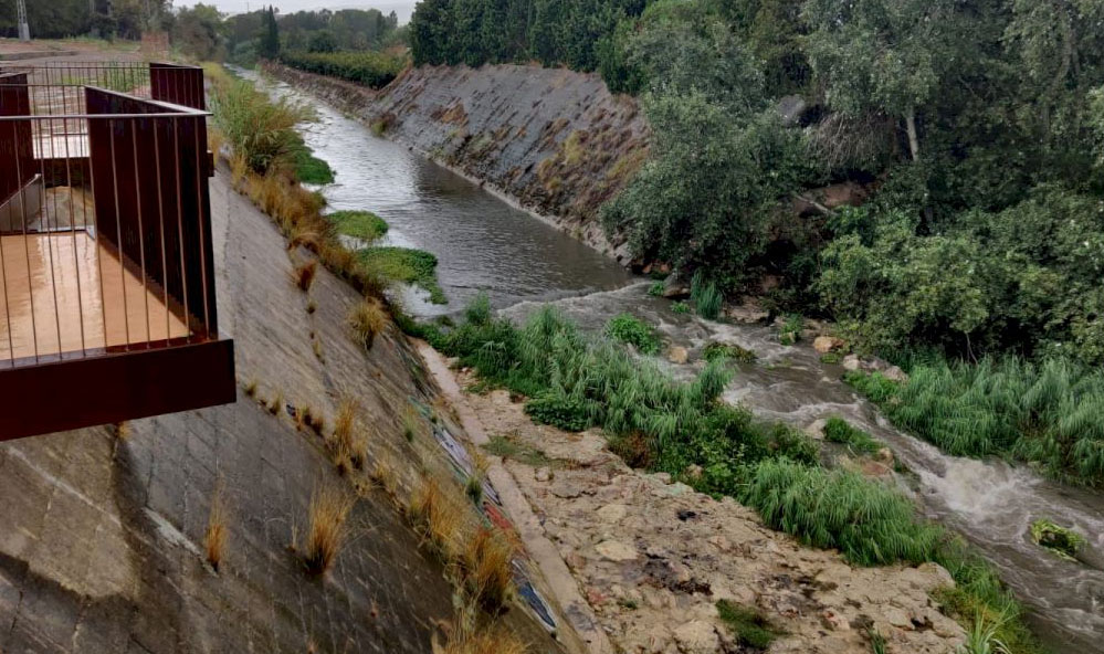 L’Ajuntament d’Alzira proposa a la CHX que es prolongue el malecó des del Pont de Ferro i que connecte amb la mota de protecció