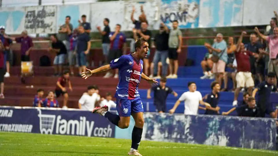 La UD Alzira salva un punt contra el Crevillent