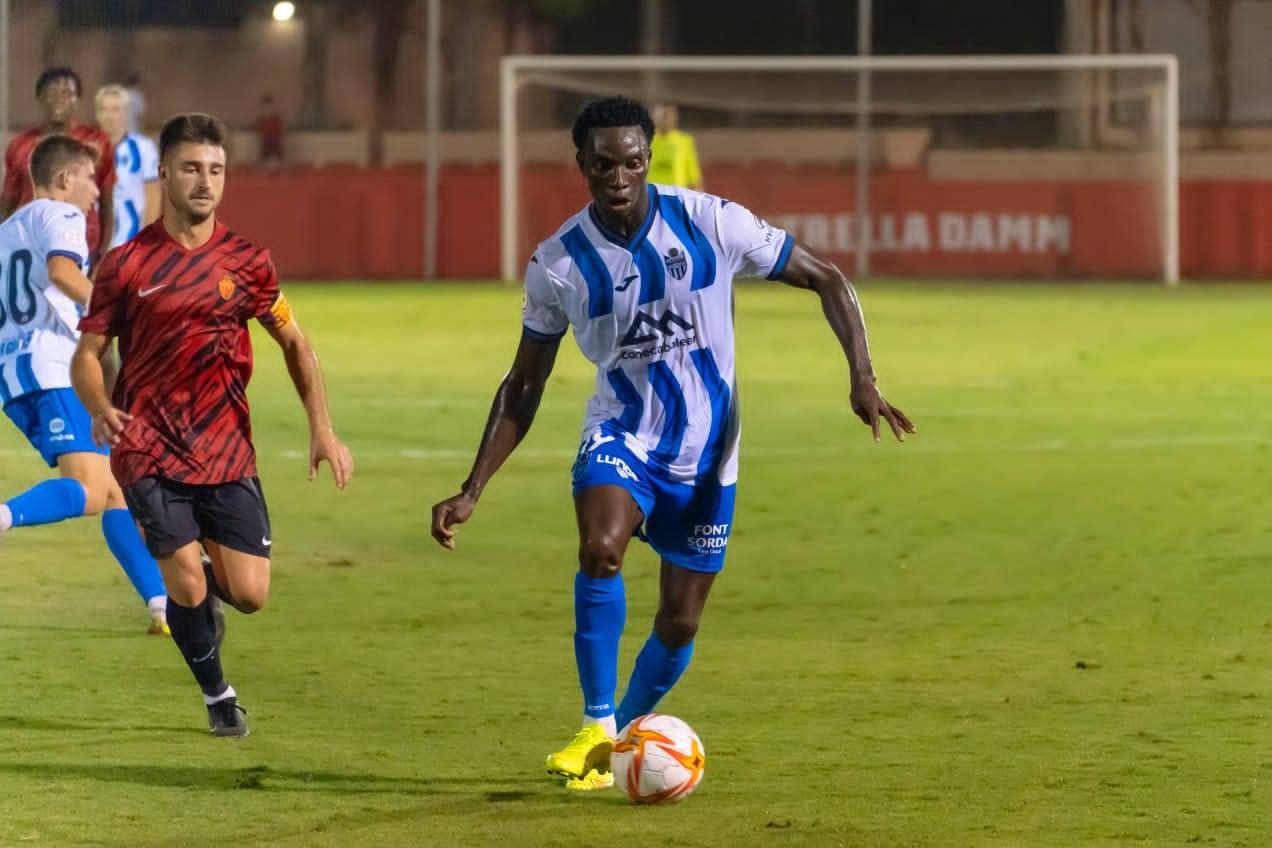 La UD Alzira jugarà per primera volta diumenge a Soneja (18 h.)
