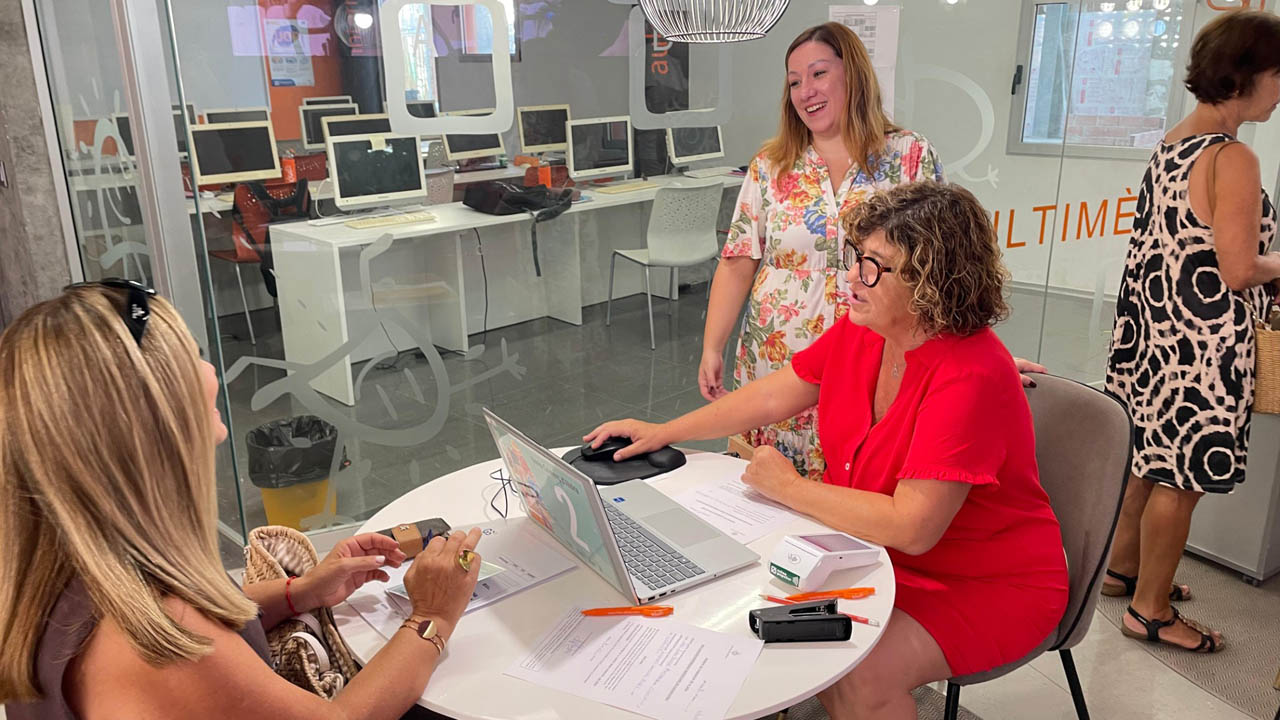 S’enceta amb èxit la venda dels 1.250 Bons Comerç en Alzira