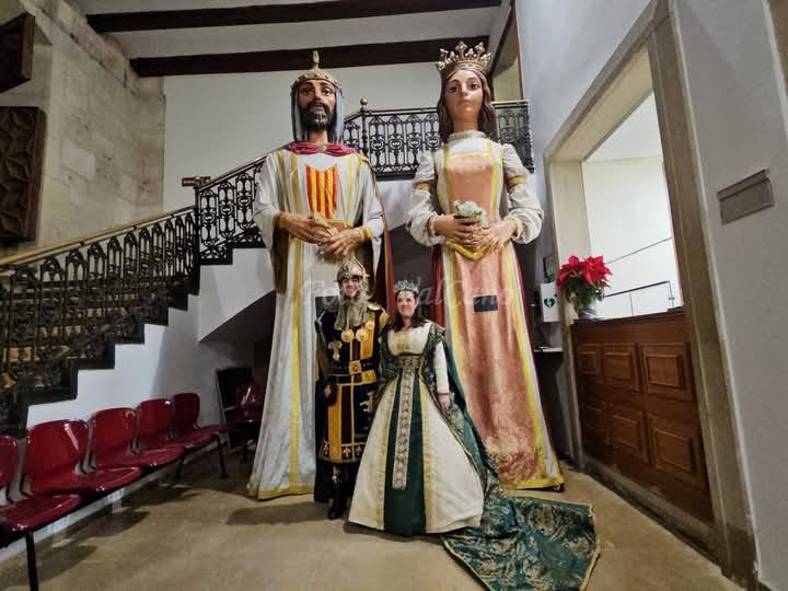 Els Moros i Cristians d’Alzira graven un curtmetratge sobre l’estada de Jaume I a la ciutat.