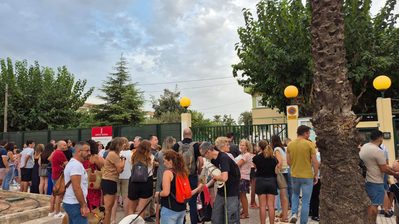 Tornada a l’escola: 6.856 alumnes inicien el nou curs escolar a les aules alzirenyes