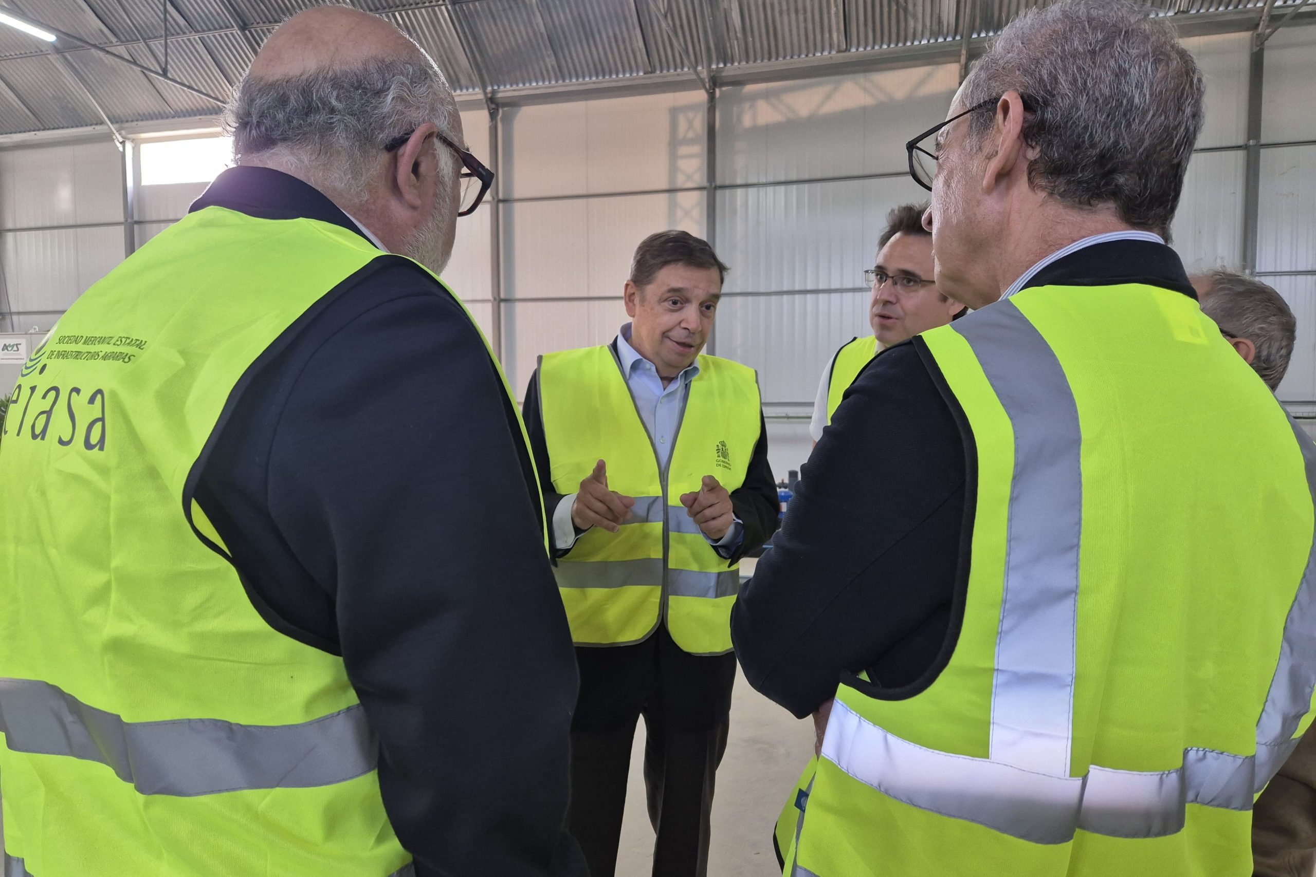 El ministre d’Agricultura, Luis Planas, visita l’obra de reconstrucció del camí Soriano