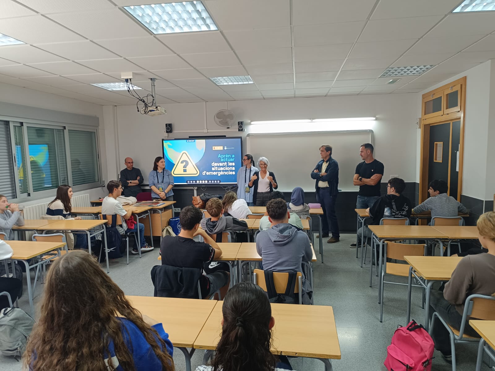 Més de 2.000 alumnes d’Alzira estan rebent formació per actuar davant emergències en un programa impulsat per l’Ajuntament