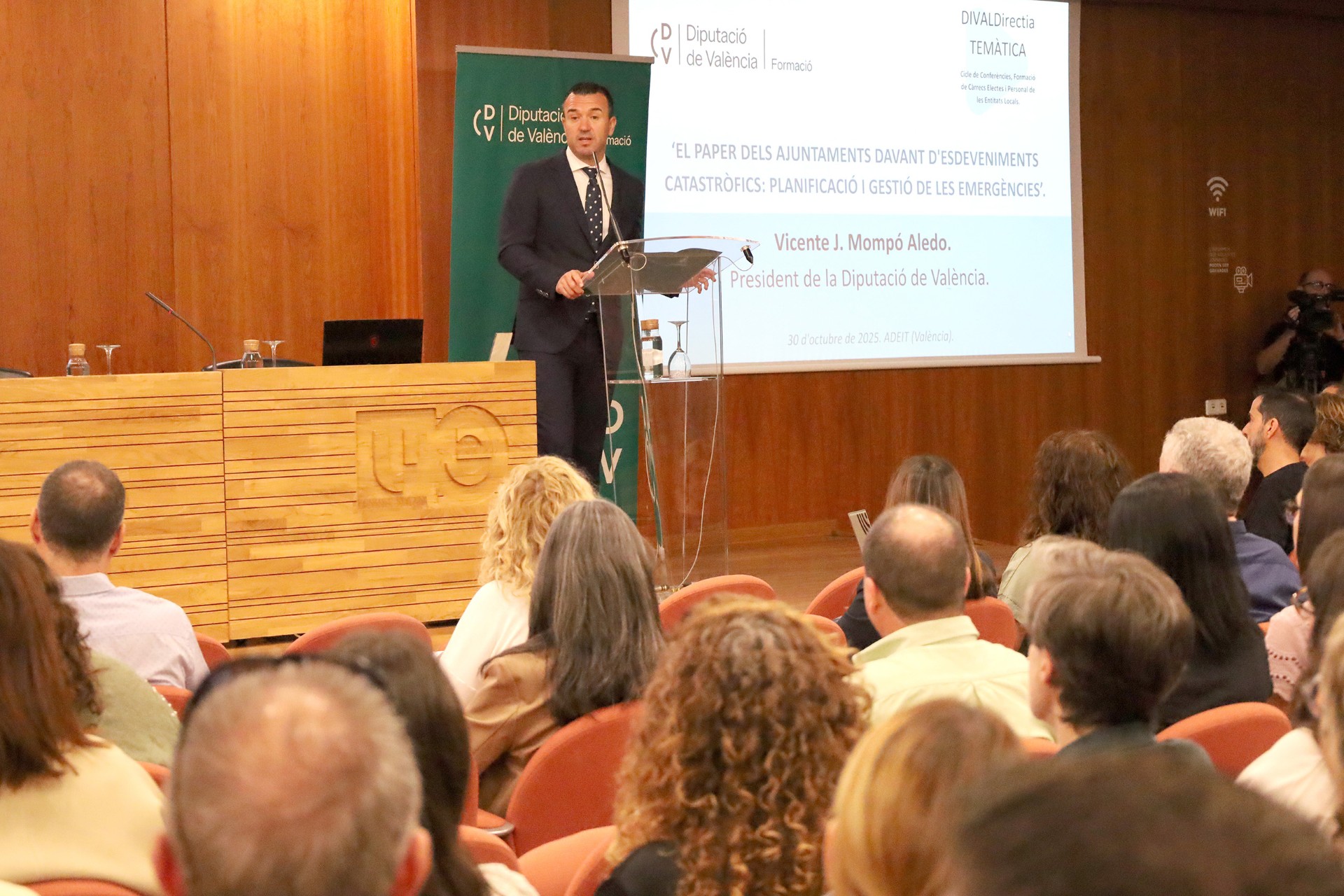 La Diputació de València impulsa una formació a tècnics i alcaldes de la província sobre com previndre i actuar davant emergències