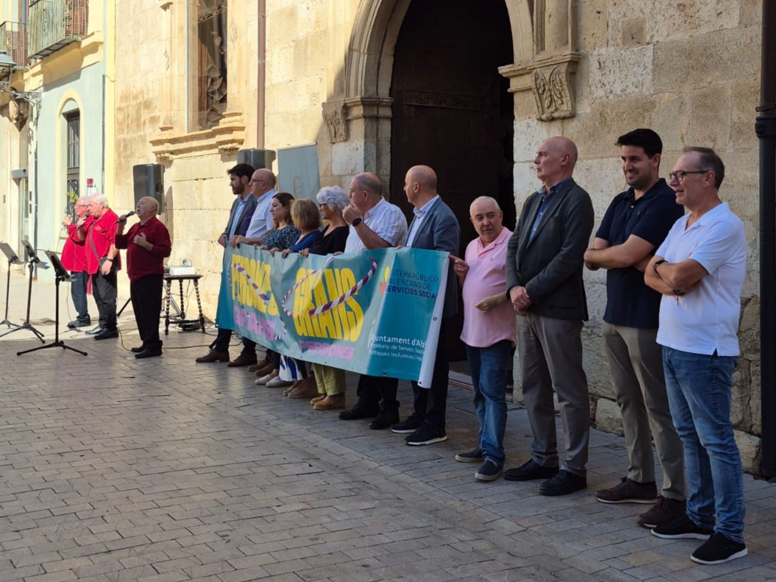 L’Ajuntament d’Alzira demana que les persones majors tinguen un rol actiu en la comunitat en el dia de les Persones Grans