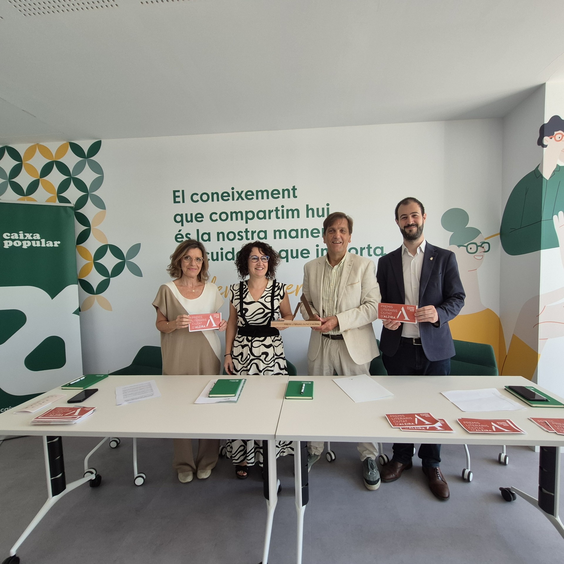 Els Premis Literaris Ciutat d’Alzira reben 255 originals que opten als set guardons que s’atorguen