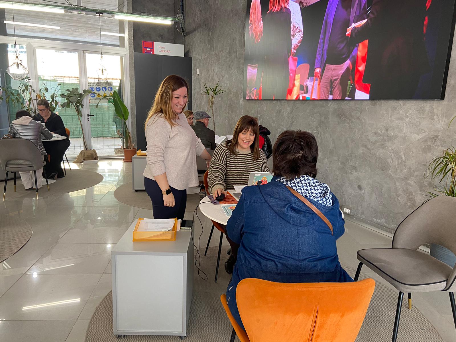 Comença la venda dels 1.500 bons de comerç per a Nadal