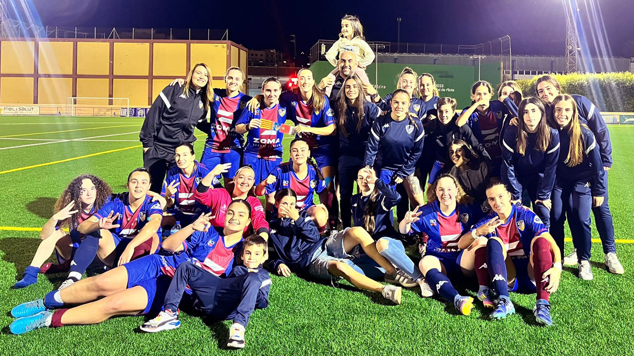 La UD Alzira femenina comença la lliga invicta i líder