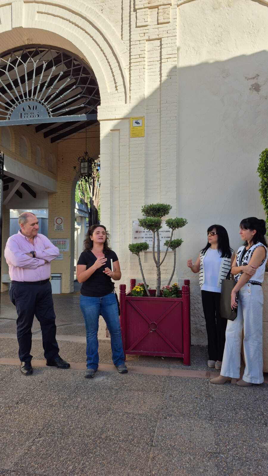 Noves rutes al cementeri per al pròxim 8 de novembre