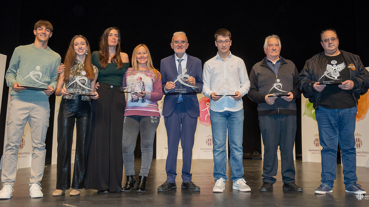 Vicky Andrés i Adri Climent, millors esportistes alzirenys de 2025