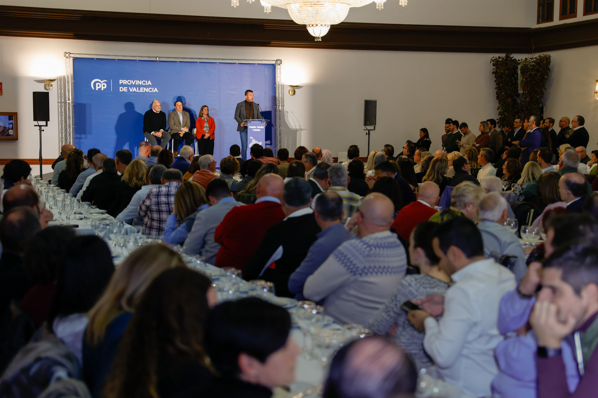 El Partit Popular de Valencià reunix 1300 simpatitzants i afiliats i el president provincial Vicent Mompó exhibix múscul per les 1100 noves afiliacions al 2025