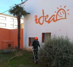 Idea llança per primera vegada tres cursos de formació a mida de l’empresa, que garantix la insercio laboral de 4 dels 10 alumnes en l’empresa que fan les pràctiques