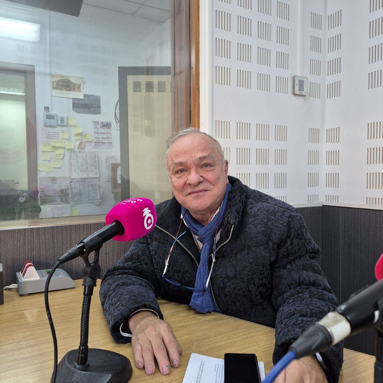 El pintor alzireny Josep Francés llança un nou certament internacional de pintura i dibuix realista anomenat Waiting for Spring.