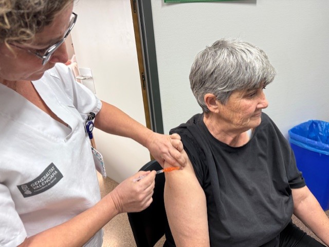 El Departament de Salut de la Ribera administra quasi 60.000 dosis de la vacuna contra la grip, un 17’8% més que l’anterior campanya.