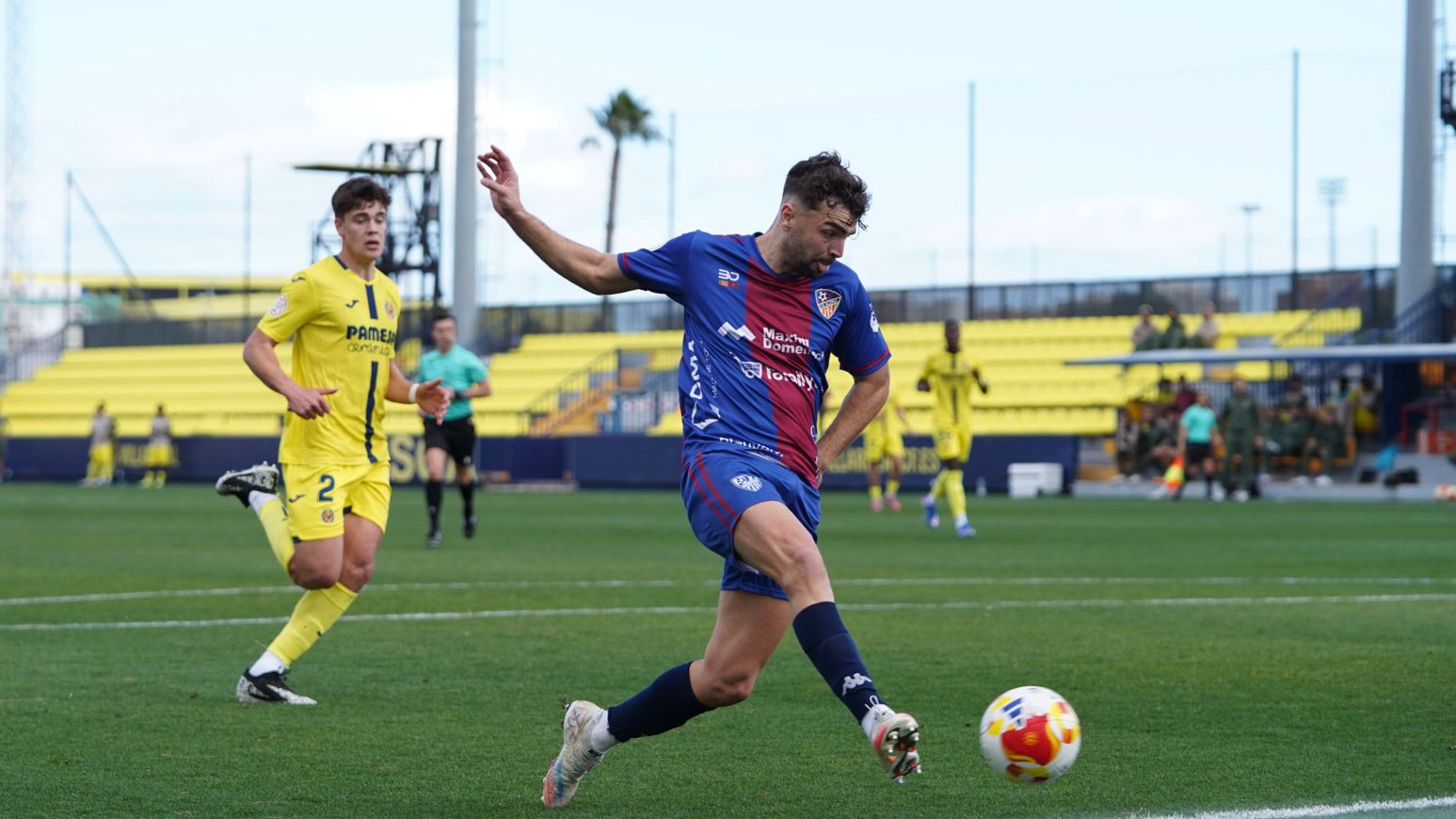 Les errades en defensa li costen dos punts a l’Alzira (3-2)
