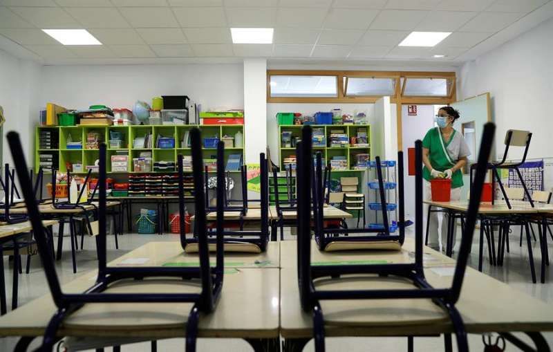 Conselleria d’Educació, Cultura i Universitats autoritza que Alzira suspenga les classes el 16 de març per Falles i trasllade la jornada lectiva al 22 de juny.