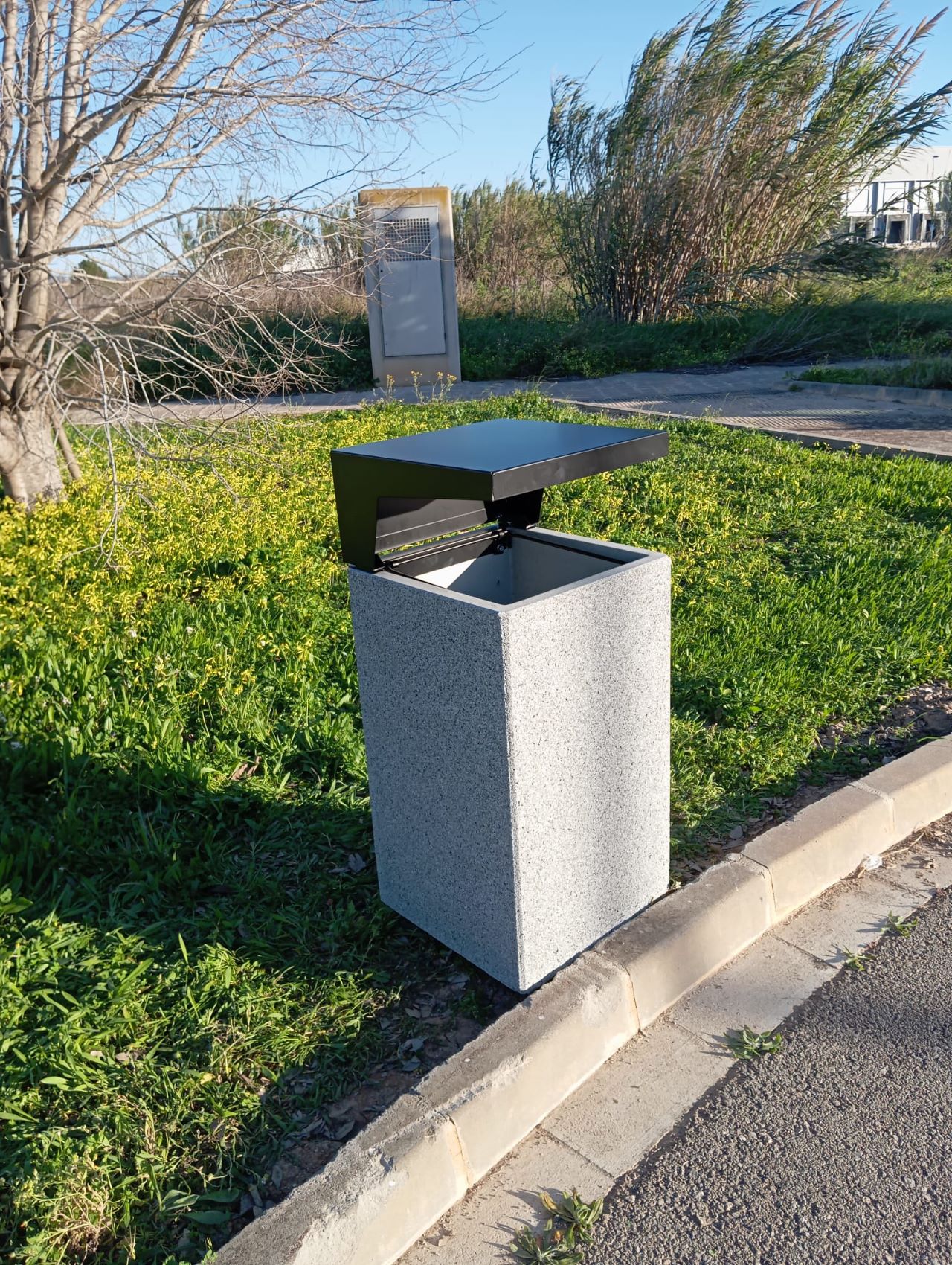 L’Ajuntament d’Alzira impulsa la senyalització i la seguretat davant els incendis al polígon El Pla a través d’una subvenció de l’IVACE de 470.000 €.