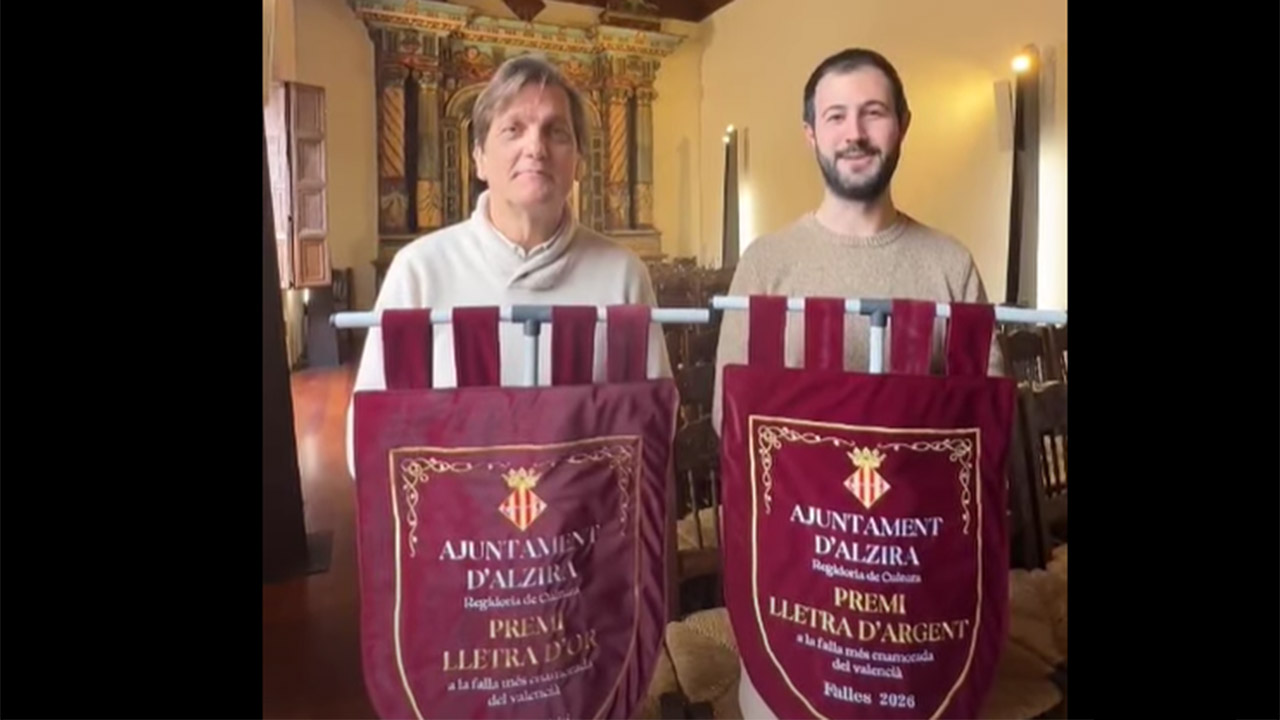 L’Ajuntament d’Alzira anuncia els premis a l’ús del valencià en les falles amb duplicació de guardons, destacant El Mercat amb Lletra d’Or de 1.000 euros mentre Plaça Major s’emporta el segon premi.