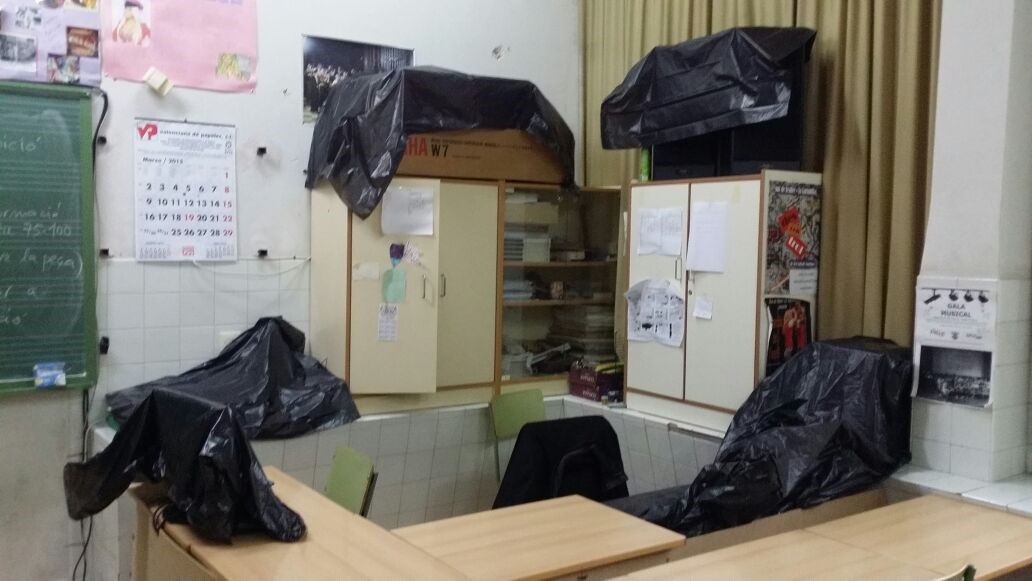 L’IES Rei En Jaume va estar present al plenari denunciant les condicions en què es troben les instal·lacions de l’Institut.