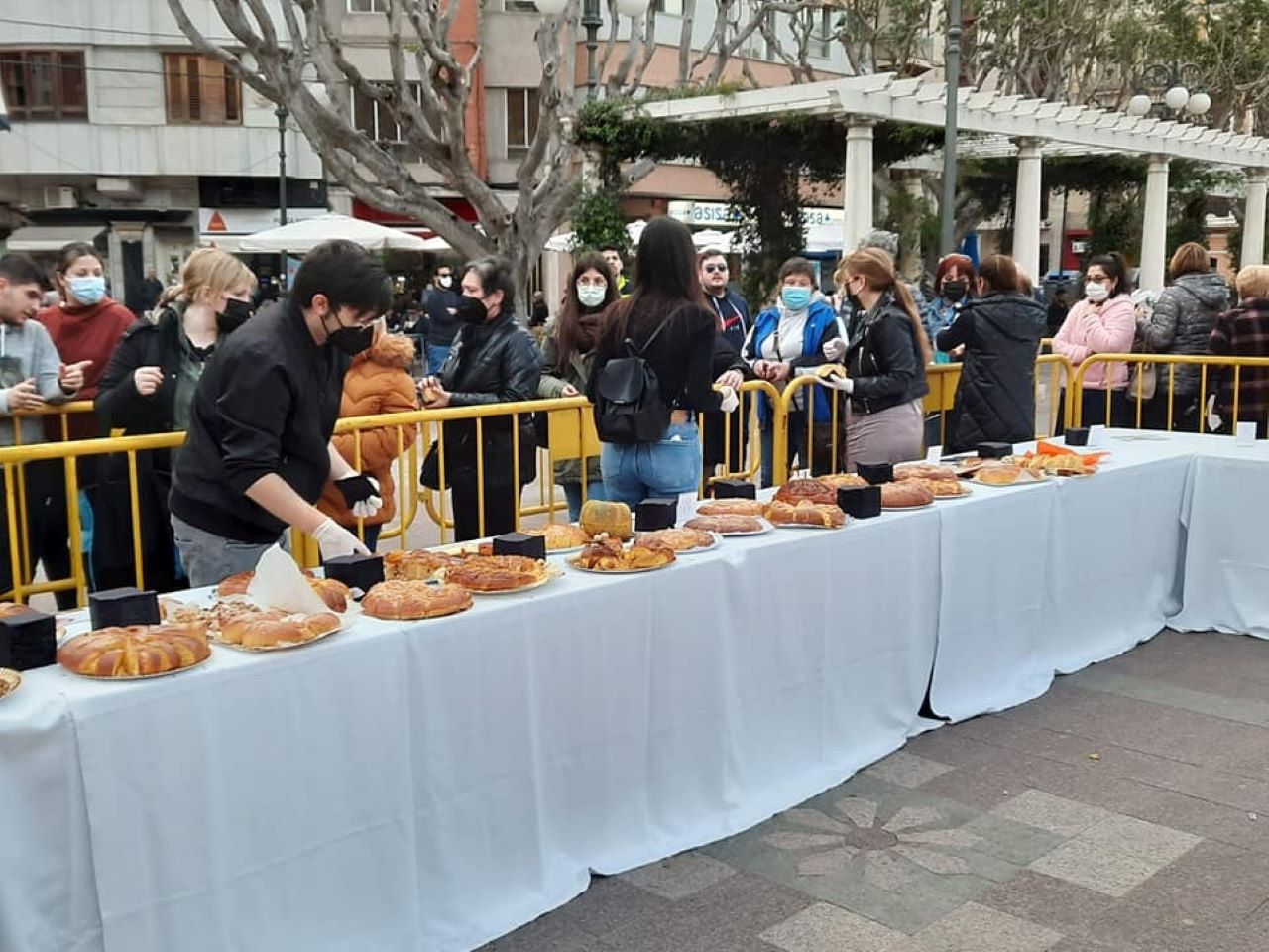 Alzira celebra hui el VIII Concurs de Reganyaes a la Plaça Major amb 17 propostes i tres categories.