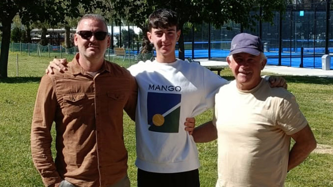 Adrián Ibáñez debuta divendres al Comte de Godó