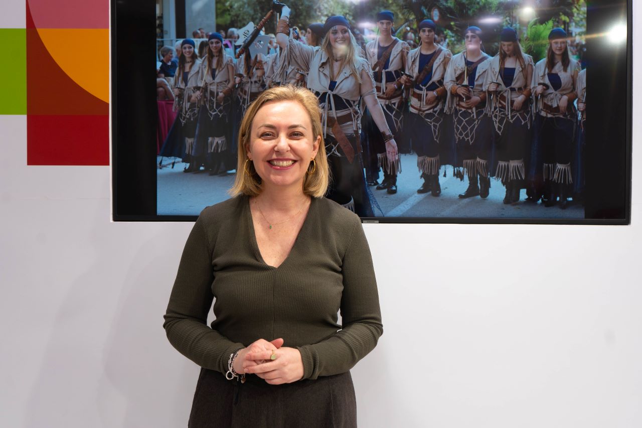 La Diputació de València manté la seua aposta per les festes de Moros i Cristians amb ajudes econòmiques a comparses i filaes.