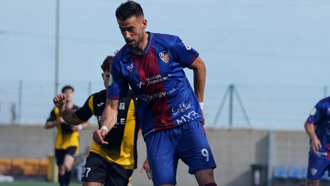 Empat a 0 de la UD al camp del Roda que el trau del descens directe