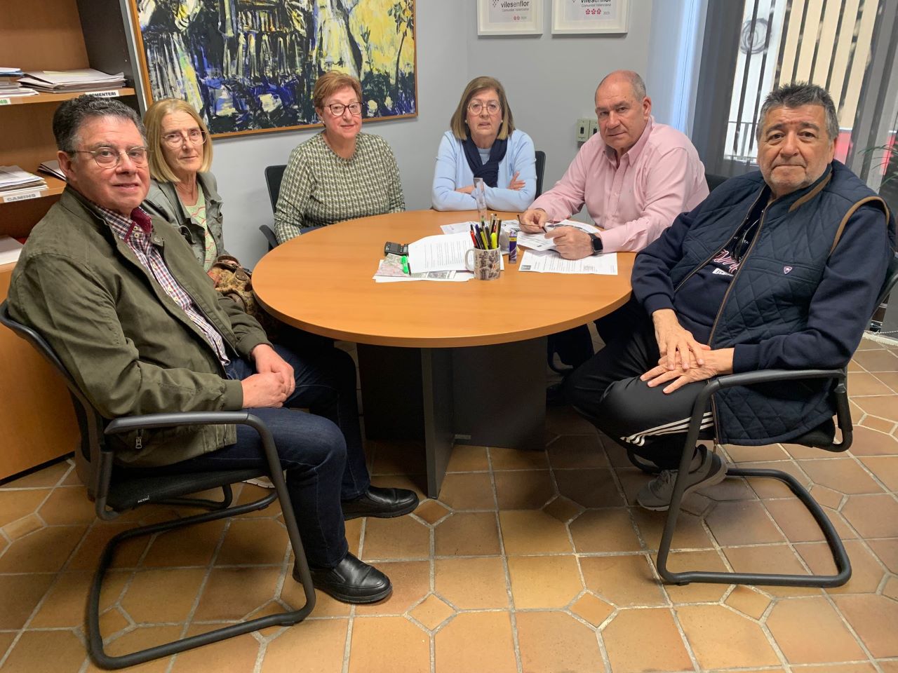 L’Associació de Veïns d’Alborxí-Centre impulsa mesures per reforçar el reciclatge i la implicació ciutadana en la neteja del barri