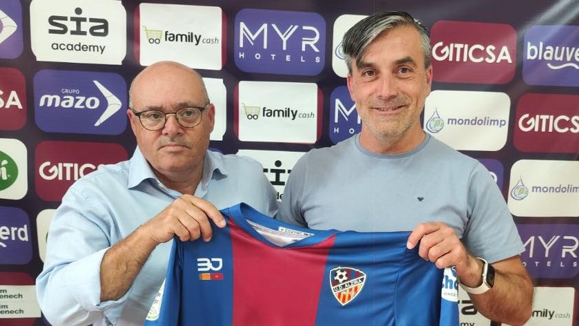 Javi Pons, presentat com a nou entrenador de la UD Alzira