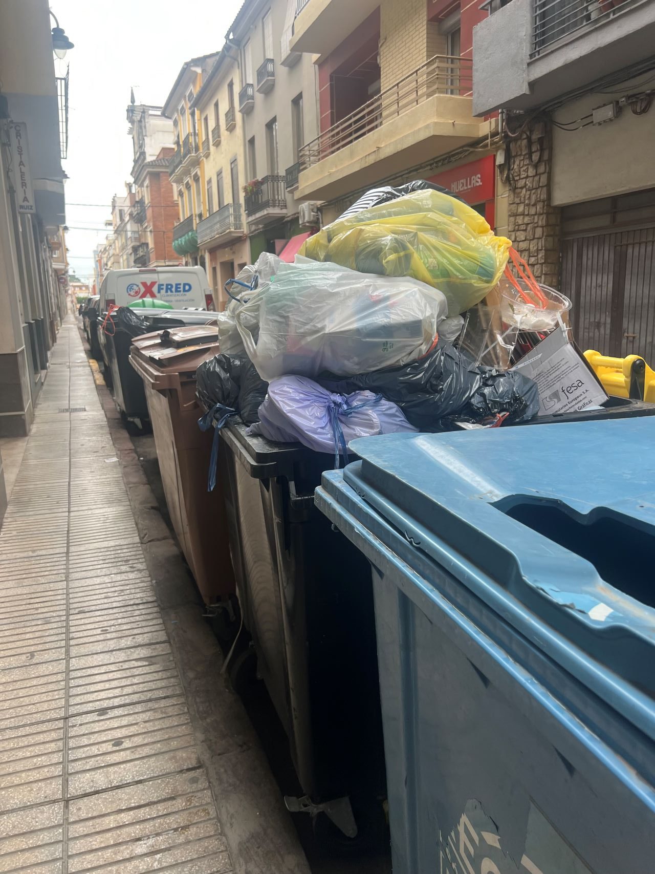 El Partit Popular alerta del caos i l’abandonament d’Alzira entre semàfors inoperatius i brutícia