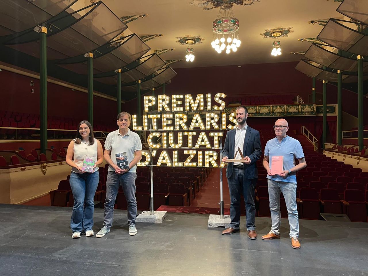 L´Ajuntament d´Alzira i la Fundació Bromera presenten la 38a edició dels Premis Literaris Ciutat d’Alzira