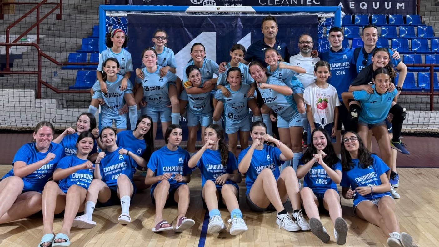 El Benjamí-aleví femení de l’Alzira FS, campió de copa