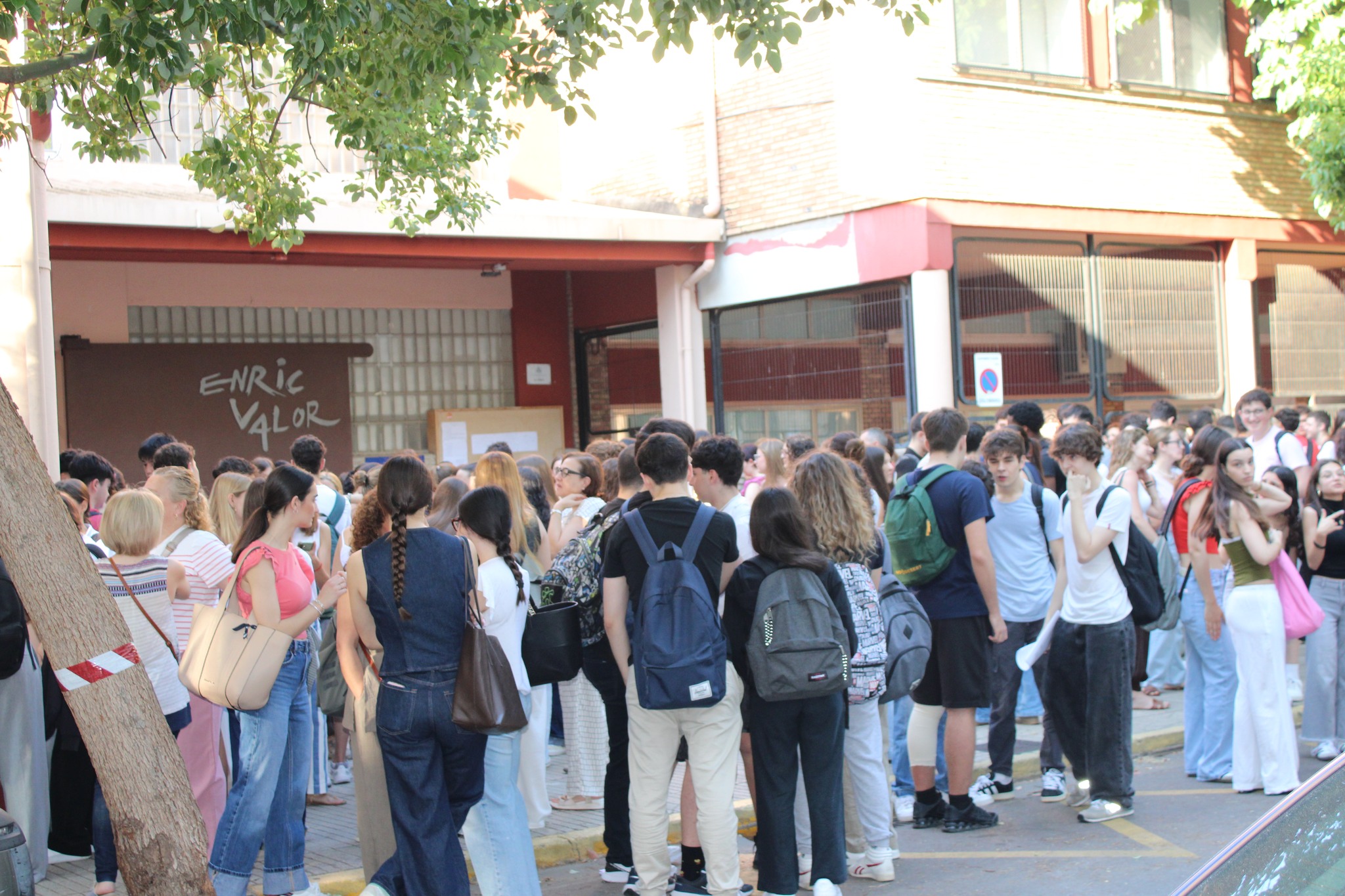 L’Escola d’Adults Enric Valor torna a ser seu de les PAU amb la participació de 537 estudiants de diversos municipis de la Ribera
