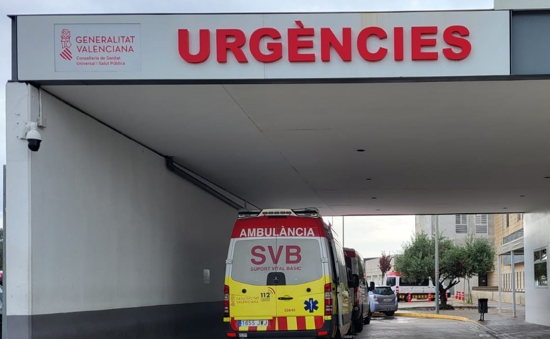 El Departament de Salut de la Ribera presenta un pla per a millorar les condicions psicosocials del personal d’Urgències