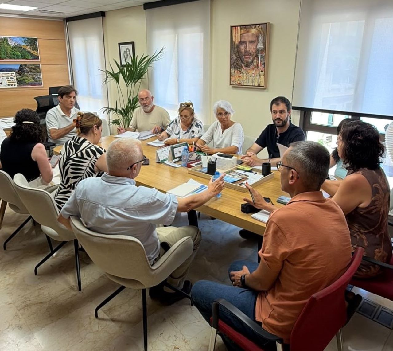Alzira activa un dispositiu davant l’onada de calor extrema i habilita diversos refugis climàtics per protegir la ciutadania durant els dies de temperatures més altes