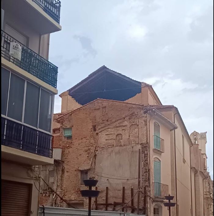 Els danys del temporal en Santa Caterina reobrin el debat sobre la rehabilitació del temple i la necessitat d’actuar sobre les seues patologies