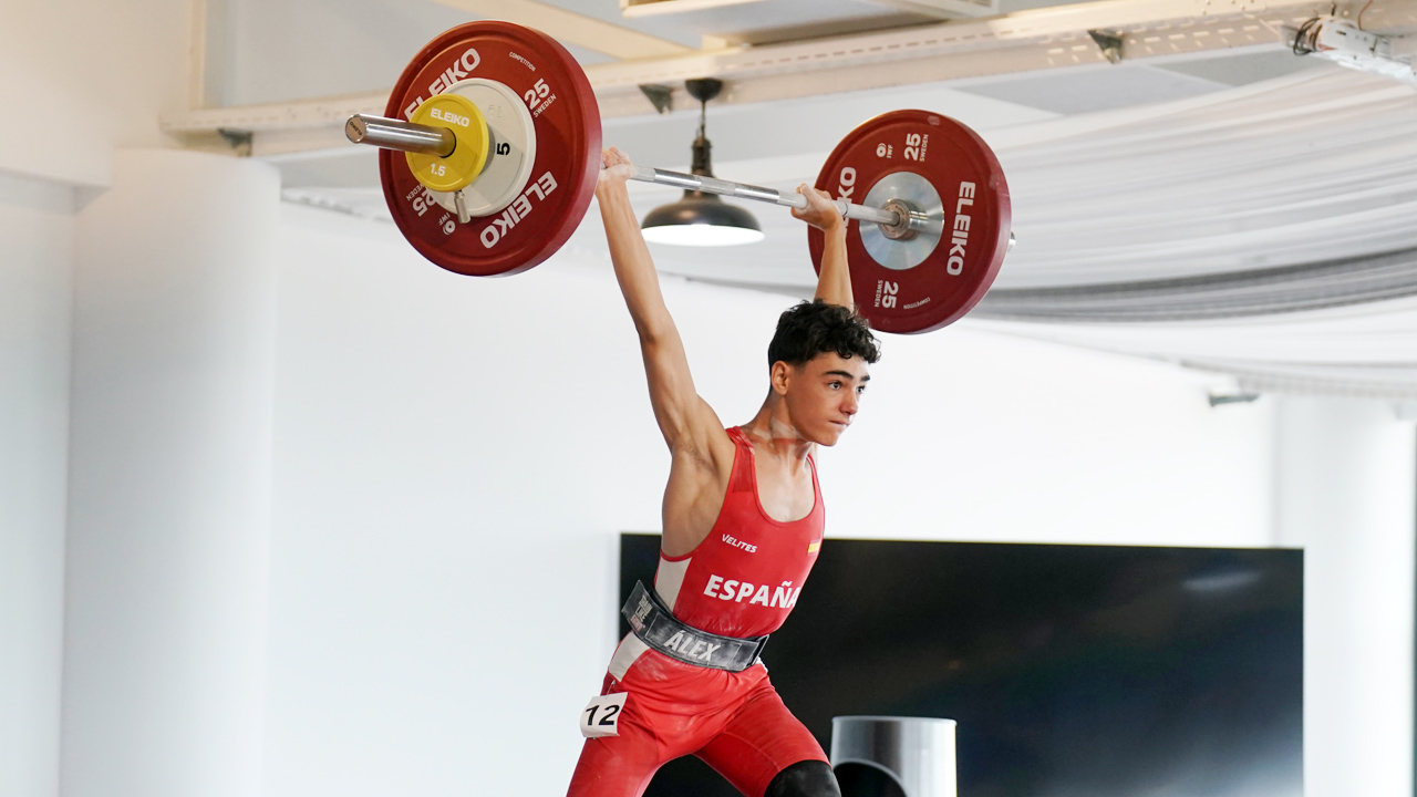 Álex Ramiro, sext al campionat d’Europa sub-15 d’halterofília