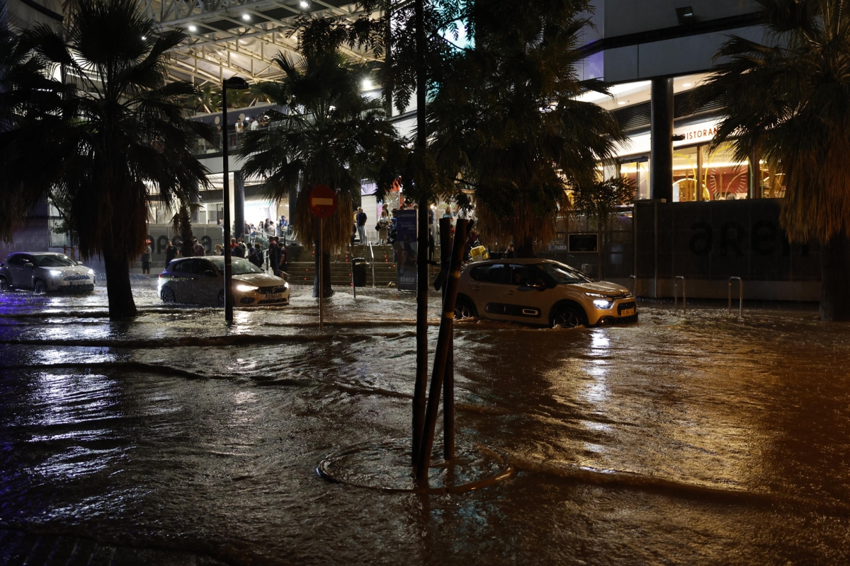 El desplaçament de les tronades cap al mar va evitar que Alzira experimentara l’episodi climàtic extrem del passat dimecres