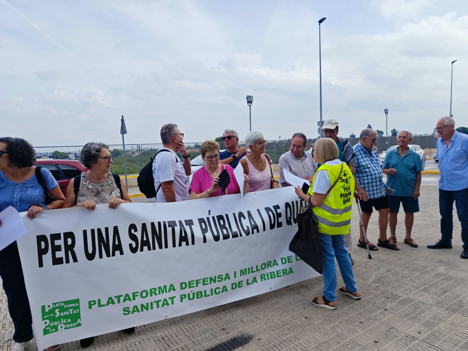 La Plataforma per la Sanitat Pública de la Ribera torna a mobilitzar-se per reclamar una millora de l’atenció sanitària