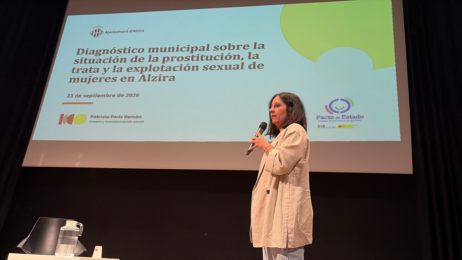 Entre 50 i 300 dones podrien estar en situació d’explotació sexual a Alzira d’acord amb un diagnòstic presentat per l’Àrea d’Igualtat de l’Ajuntament
